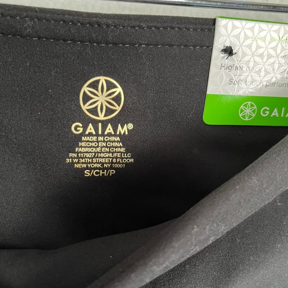Gaiam The OM Fit Cropped Leggings women’s S in tap shoe black meadow print new - Picture 6 of 16